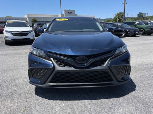 Used 2021 Toyota Camry SE FWD image 10