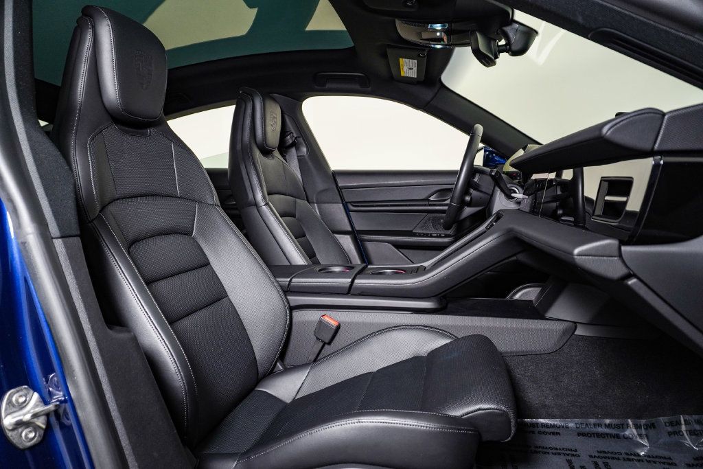 Certified 2025 Porsche Taycan AWD/4WD image 15