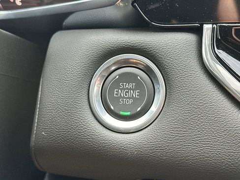 New 2026 GMC Canyon Elevation w/ Convenience Package image 23