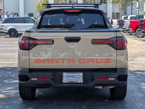 Used 2023 Hyundai Santa Cruz SEL Premium AWD/4WD image 6