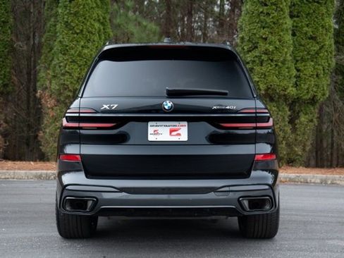 Used 2024 BMW X7 xDrive40i w/ Executive Package image 14