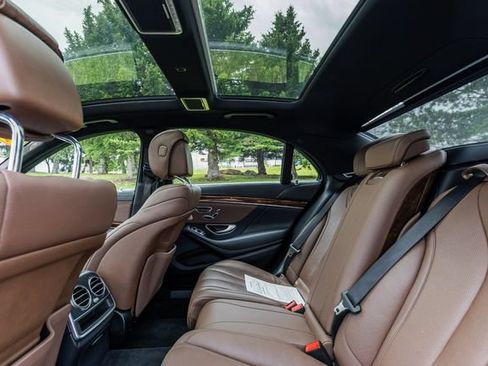 Used 2016 Mercedes-Benz S 550 4MATIC Sedan image 13