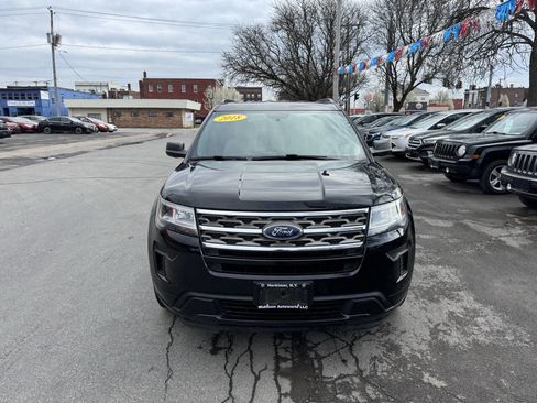 Used 2018 Ford Explorer 4WD image 3