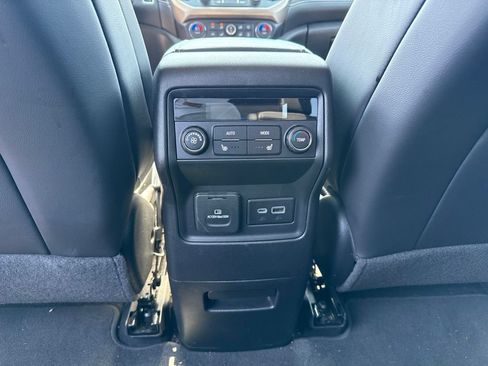 Used 2023 GMC Acadia Denali w/ Black Diamond Edition AWD/4WD image 16