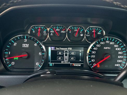Used 2015 Chevrolet Silverado 1500 LT w/ LT Convenience Package RWD image 17