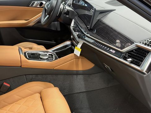 New 2026 BMW X6 xDrive40i w/ Climate Comfort Package image 26