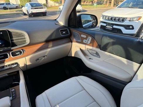 Used 2021 Mercedes-Benz GLE 350 4MATIC image 36