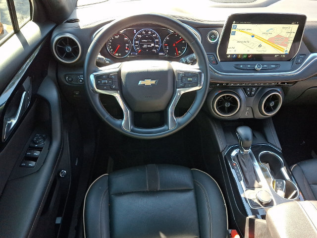 Used 2023 Chevrolet Blazer Premier FWD image 11