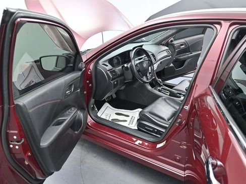 Used 2017 Honda Accord Sport Special Edition image 13