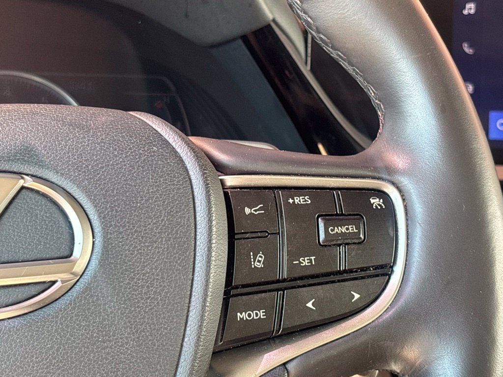 Used 2023 Lexus ES 350 w/ Premium Package FWD image 23