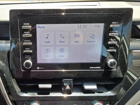 Used 2022 Toyota Camry SE w/ Convenience Package FWD image 28