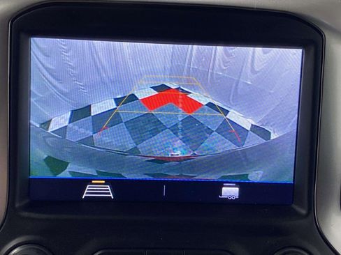 Used 2022 Chevrolet Silverado 1500 LT image 28