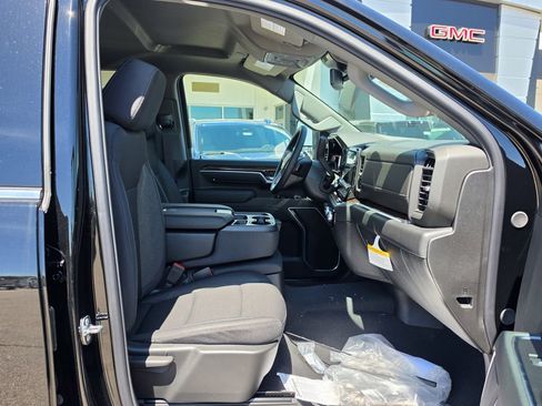 New 2026 GMC Sierra 3500 SLE w/ SLE Value Package AWD/4WD image 28