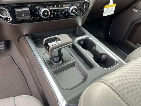 New 2026 GMC Sierra 1500 SLT w/ SLT Premium Plus Package image 29