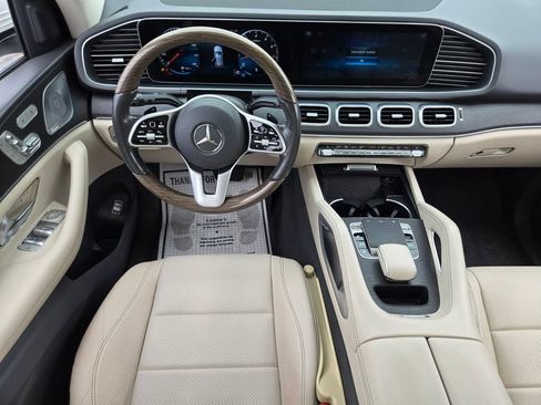 Used 2020 Mercedes-Benz GLE 350 4MATIC w/ Premium Package image 13