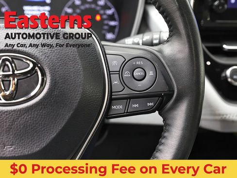 Used 2024 Toyota Corolla SE w/ SE Package FWD image 15