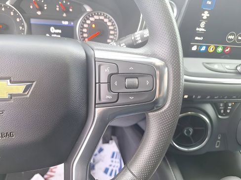 Used 2023 Chevrolet Blazer LT image 23