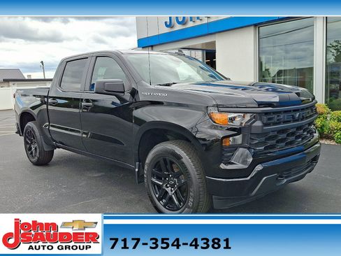 Used 2024 Chevrolet Silverado 1500 Custom AWD/4WD image 1