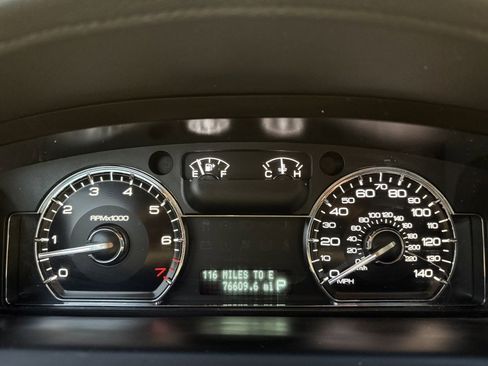 Used 2009 Lincoln MKS image 15