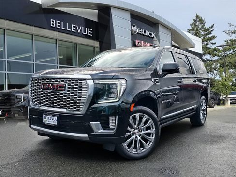 Used 2023 GMC Yukon XL Denali w/ Denali Reserve Package image 1