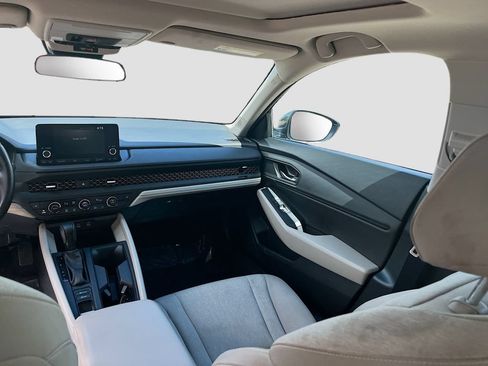 Used 2024 Honda Accord EX image 25