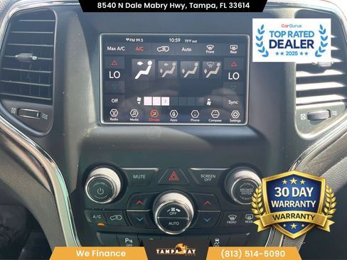 Used 2018 Jeep Grand Cherokee Laredo RWD image 31