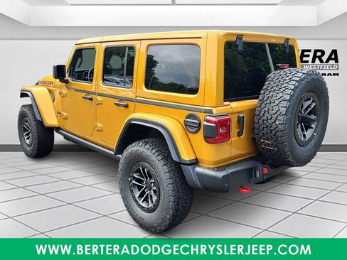 New 2026 Jeep Wrangler Unlimited Rubicon AWD/4WD image 3
