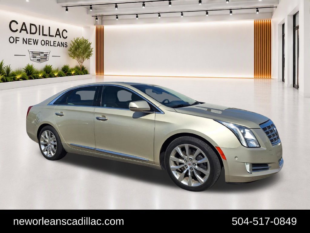 Used 2015 Cadillac XTS Luxury FWD image 1