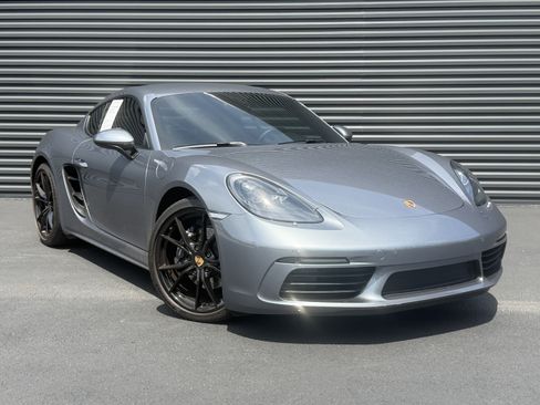 Certified 2025 Porsche 718 Cayman RWD image 7