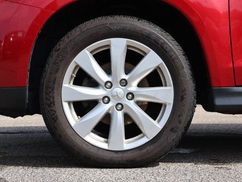 Used 2014 Mitsubishi Outlander Sport ES FWD image 9