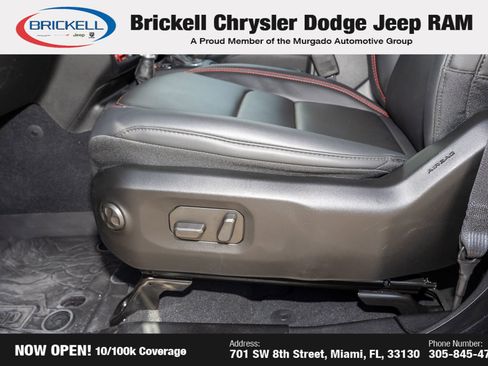 Used 2025 Jeep Wrangler Unlimited Rubicon image 27