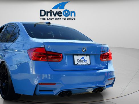 Used 2018 BMW M3 image 5