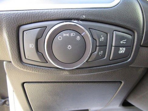 Used 2019 Ford Edge Titanium w/ Cold Weather Package image 13