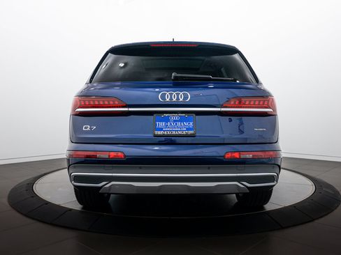 Used 2021 Audi Q7 2.0T Premium w/ Convenience Package AWD/4WD image 21