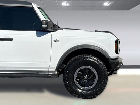 Used 2022 Ford Bronco Wildtrak image 35