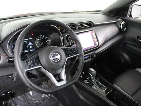 Certified 2023 Nissan Kicks SR w/ SR Premium Package image 18