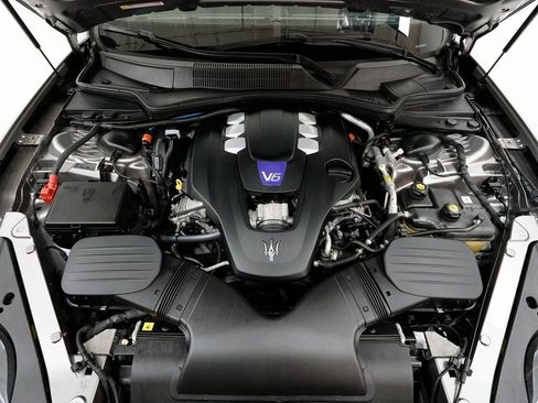 Used 2021 Maserati Quattroporte S GranSport Q4 image 3