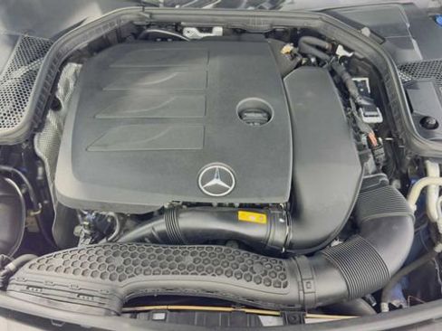 Used 2019 Mercedes-Benz C 300 Sedan image 34