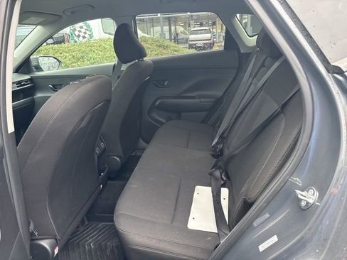 Used 2024 Hyundai Kona SEL w/ Convenience Package image 8