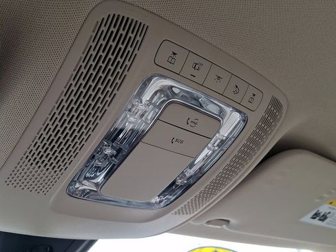 Used 2021 Mercedes-Benz GLA 250 4MATIC image 31