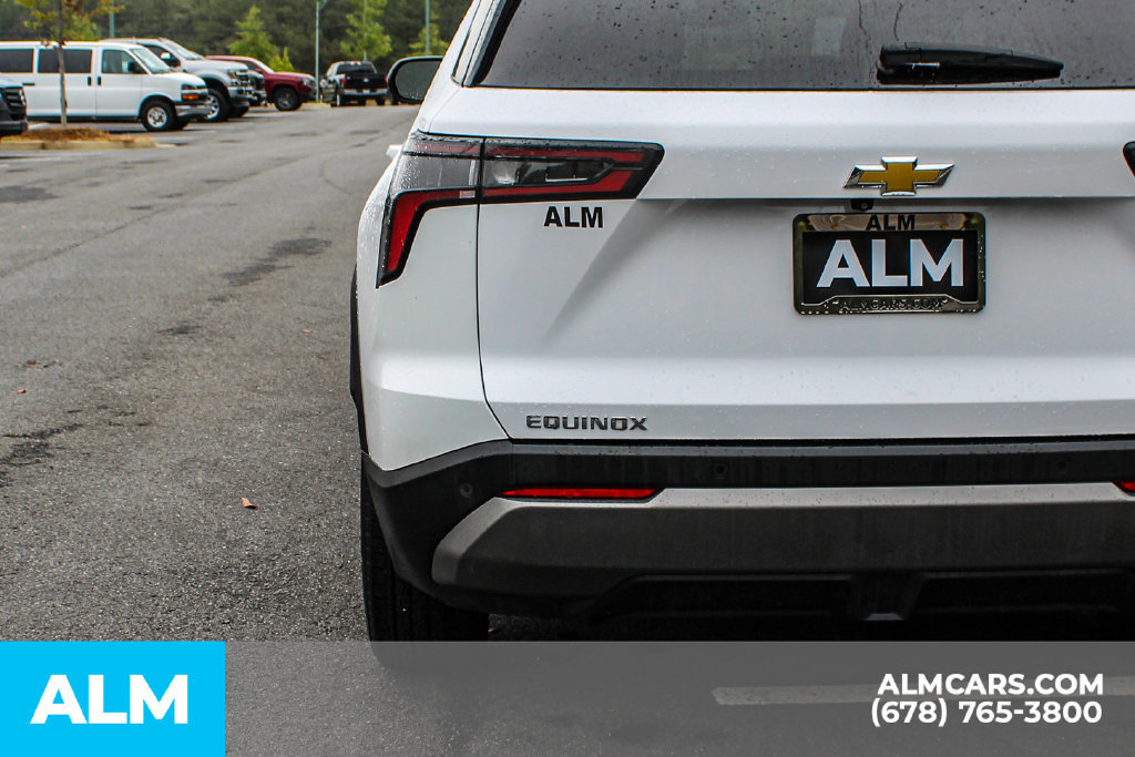 Used 2025 Chevrolet Equinox LT w/ Convenience Package II FWD image 12
