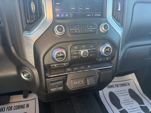 Used 2023 GMC Sierra 2500 SLE w/ SLE Convenience Package AWD/4WD image 31