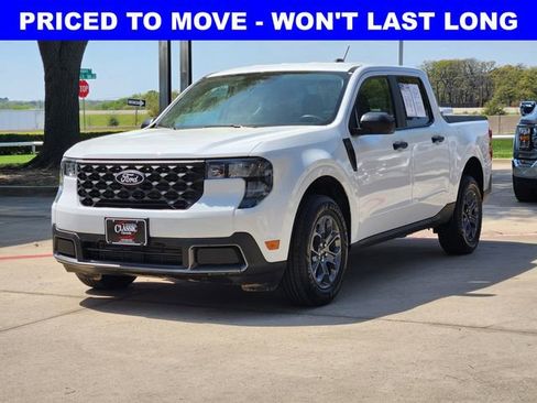 Used 2025 Ford Maverick XLT w/ Equipment Group 302A AWD/4WD image 11