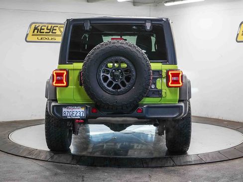 Used 2021 Jeep Wrangler Unlimited Rubicon w/ Xtreme Recon 35" Tire Package image 3