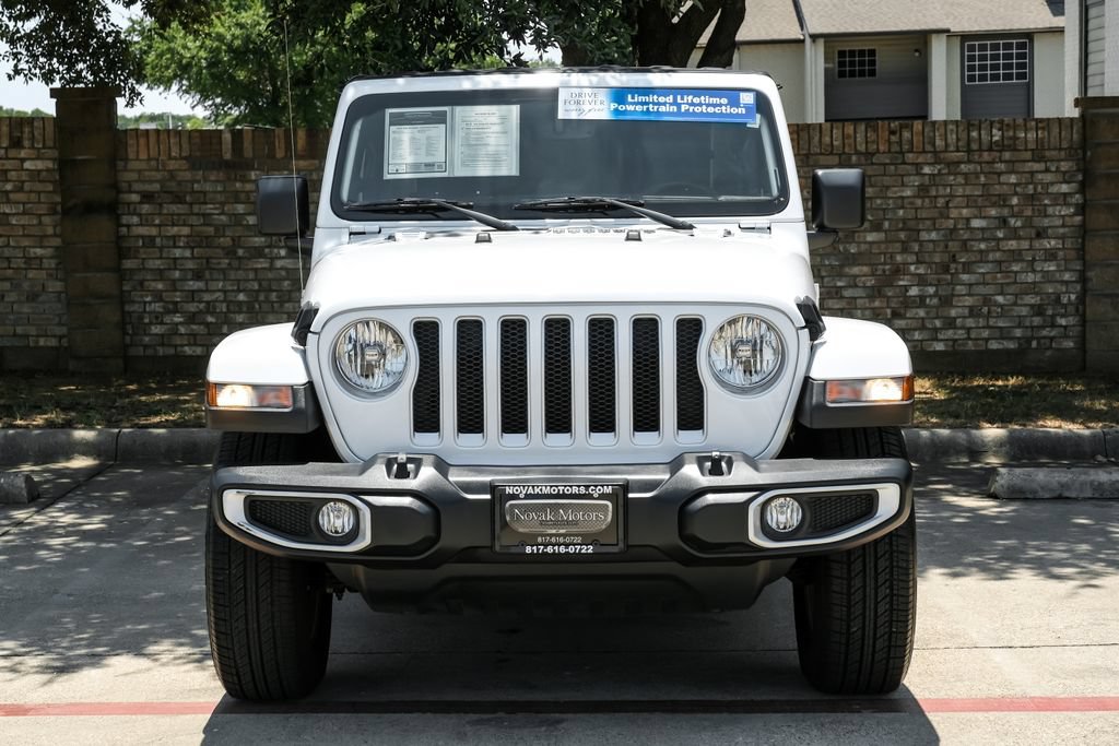 Used 2022 Jeep Wrangler Unlimited Sahara w/ Cold Weather Group AWD/4WD image 11