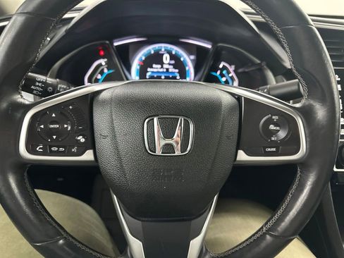 Used 2018 Honda Civic EX-T image 31