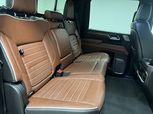 Used 2024 GMC Sierra 3500 Denali Ultimate image 52