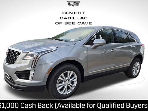 New 2026 Cadillac XT5 Luxury image 3