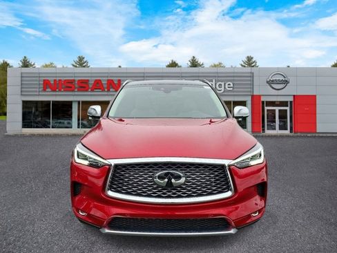 Used 2023 INFINITI QX50 Sensory w/ Accent Package AWD/4WD image 2