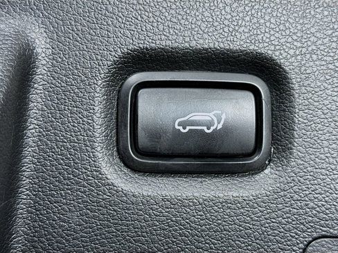 Used 2021 Hyundai Santa Fe Limited image 31